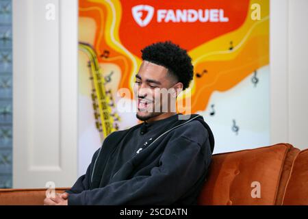 Nouvelle-Orléans, Louisiane, États-Unis. 6 février 2025. Le quarterback des Carolina Panthers Bryce Young sur The Up & Adams avec Kay Adams Show de FanDuel TV avant le Super Bowl LIX de la NFL. Crédit : Kindell Buchanan/Alamy Live News Banque D'Images