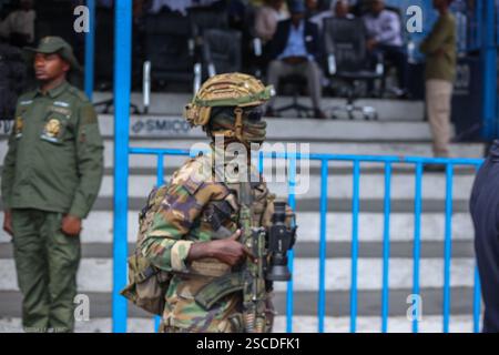 Le M23, le groupe rebelle opérant dans la région orientale de la République démocratique du Congo (RDC), tient une conférence de presse dans la ville de Goma. Banque D'Images