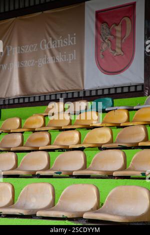 Stadion CKiS-u w Pruszczu Gdańskim - MKS Czarni Pruszcz Gdański Banque D'Images