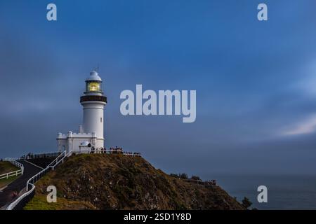 Byron Bay Lighthouse pendant le parc national de Sunrise, Nouvelle-Galles du Sud, Australie. Banque D'Images