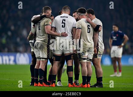 Twickenham, Royaume-Uni. 08th Feb, 2025. Guinness homme 6 Nations. Angleterre V France. Allianz Stadium. Twickenham. Les attaquants de l'Angleterre se caucent lors du match de rugby Angleterre V France Guinness 6 Nations pour hommes. Crédit : Sport in Pictures/Alamy Live News Banque D'Images