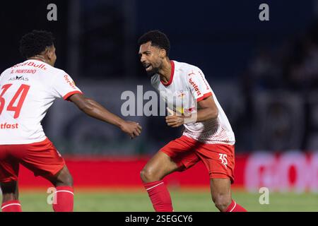 Braganca Paulista, Brésil. 08th Feb, 2025. SP - BRAGANCA PAULISTA - 02/08/2025 - PAULISTA 2025, BRAGANTINO x SAO PAULO - Matheus Fernandes, joueur de Bragantino, célèbre son but lors du match contre Sao Paulo au stade Nabi Abi Chedid pour le championnat Paulista 2025. Photo : Diogo Reis/AGIF crédit : AGIF/Alamy Live News Banque D'Images