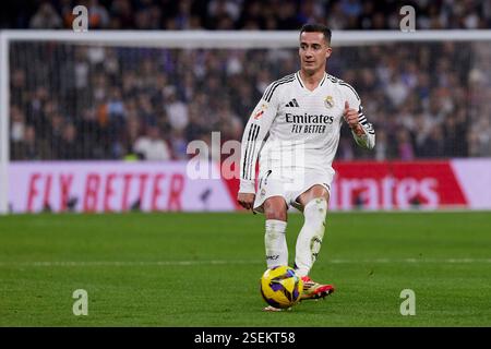 Madrid, Madrid, Espagne. 9 février 2025. Lucas Vazquez du Real Madrid CF lors du match de football de la Liga opposant le Real Madrid CF à l'Atletico de Madrid au stade Santiago Bernabeu de Madrid, Espagne, le 8 février 2025 (crédit image : © Ruben Albarran/ZUMA Press Wire) USAGE ÉDITORIAL SEULEMENT! Non destiné à UN USAGE commercial ! Crédit : ZUMA Press, Inc/Alamy Live News Banque D'Images