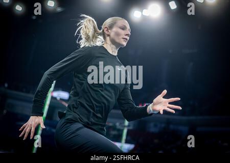 Mayer, Sina (GER) beim Aufw?rmen ; ISTAF Indoor im PSD Bank Dome in Duesseldorf, Deutschland AM 09.02.2025. Banque D'Images