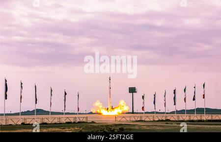 La fusée Qased (également Ghased, قاصد, « messager ») est un lanceur spatial orbital iranien de petite portance. Il a effectué son premier vol en 2020. Banque D'Images