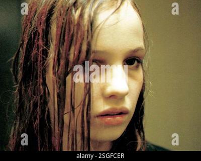 NATJA BRUNCKHORST IN WE CHILDREN FROM BAHNHOF ZOO (1981) -TITRE ORIGINAL : CHRISTIANE F.-WIR KINDER VOM BAHNHOF ZOO-, RÉALISÉ PAR ULI EDEL. CRÉDIT : MARAN/POPULAR/HANS H KADEN/TCF / ALBUM Banque D'Images