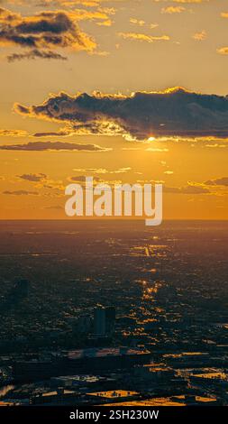 Coucher de soleil époustouflant sur les gratte-ciel de Chicago Banque D'Images