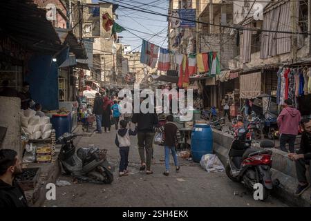 Personnes dans le camp de réfugiés de Shatila dans le quartier Sabra de Beyrouth, Liban. Banque D'Images