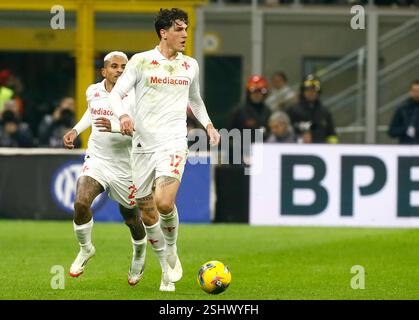 MILAN, ITALIE - 10 FÉVRIER : Nicolo Zaniolo de l'ACF Fiorentina en action, lors du match de Serie A entre le FC Internazionale et l'ACF Fiorentina au Stadio Giuseppe Meazza le 10 février 2025 à Milan, Italie. (Photo de MB Media) Banque D'Images