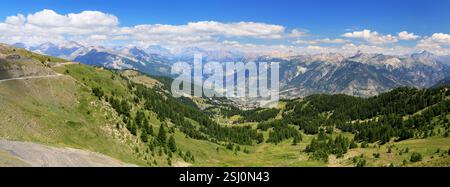Montagnes dans les environs de Risoul. Banque D'Images