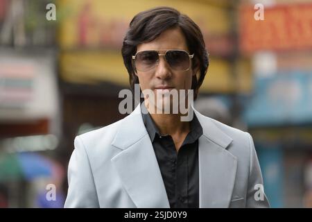 The Serpent TV Series 2021 UK écrit par Richard Warlow, Toby Finlay Tahar Rahim Banque D'Images