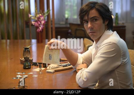 The Serpent TV Series 2021 UK écrit par Richard Warlow, Toby Finlay Tahar Rahim Banque D'Images