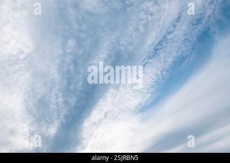 Péninsule de Holnis, ciel avec motif nuageux, Altocumulus floccus Banque D'Images