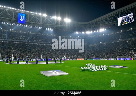 Turin, Italie. 11 février 2025. Le stade de la Juventus est prêt pour le match éliminatoire de l'UEFA Champions League entre la Juventus et le PSV Eindhoven à Turin. Crédit : Gonzales photo/Alamy Live News Banque D'Images