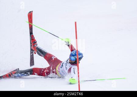 Saalbach, Autriche. 12 février 2025. SAALBACH, AUTRICHE - 12 FÉVRIER : Marco Schwarz d'Autriche en action lors des Championnats du monde de ski alpin Audi FIS - combiné par équipes masculines - course à Saalbach le 12 février 2025 à Saalbach, Autriche, Salzbourg.250212 SEPA 12 161 - 20250212 PD13074 crédit : APA-PictureDesk/Alamy Live News Banque D'Images