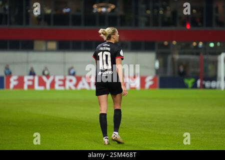 Munich, Allemagne. 12 février 2025. Munich, Allemagne, 12 février 2025 : Laura Freigang (10 SGE). Match de football DFB Pokal entre le FC Bayern München et l'Eintracht Frankfurt au FC Bayern Campus à Munich, en Allemagne. (Maximilian Gärtner/SPP) crédit : SPP Sport Press photo. /Alamy Live News Banque D'Images