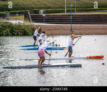 GBSUP National Race Series, Championnats de sprint au National Watersports Centre, Holme Pierrepont Country Park, Nottingham, Royaume-Uni Banque D'Images
