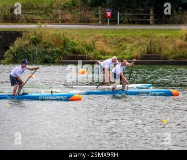 GBSUP National Race Series, Championnats de sprint au National Watersports Centre, Holme Pierrepont Country Park, Nottingham, Royaume-Uni Banque D'Images