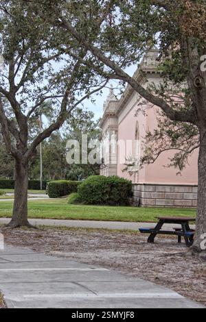 Sarasota FL - 5 novembre 2024 : entrée au Ringling Museum of Art situé à Sarasota en Floride Banque D'Images