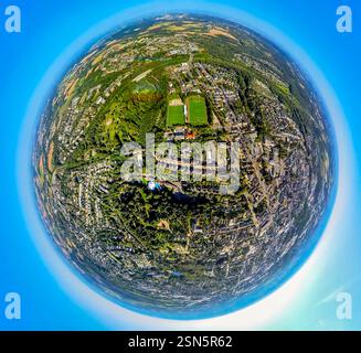 Vue aérienne, centre de vue de la ville avec stade de football von-Böttinger-Platz, globe terrestre, image fisheye, image à 360 degrés, monde minuscule, petite planète, fishey Banque D'Images