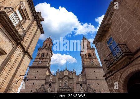 Mexique Morelia, destination touristique populaire Morelia Cathédrale sur la Plaza de Armas dans le centre historique, Banque D'Images