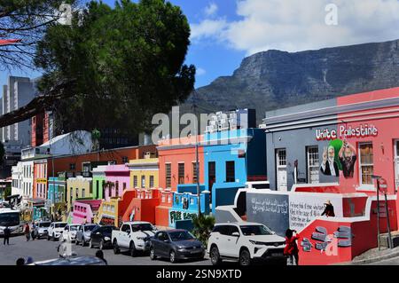 Maisons colorées dans le quartier de Bo-Kaap, Cape Town, Sud, Afrique, RSA, (Schotsche Kloof, quartier malais, musulman, quartier, rue Chiappini, ) Banque D'Images