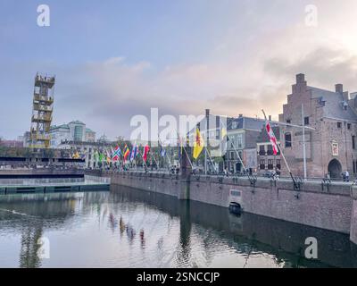 La Haye, pays-Bas le 5 novembre 2024. Le Hovijver à la Haye, le Parlement néerlandais. Banque D'Images