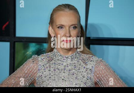 Londres, Royaume-Uni. 13 février 2025. Toni Collette assiste à la première mondiale de « Mickey 17 » au Cineworld Leicester Square à Londres. Crédit : SOPA images Limited/Alamy Live News Banque D'Images