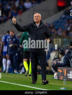 Porto, Guimaraes, Portugal. 13 février 2025. MARTIN ANSELMI, entraîneur-chef du FC Porto, réagit lors du match de l'UEFA Europe League 2024/25 entre le FC Porto et L'AS Roma à l'Estadio do Dragao 13, février 2025 à Porto, Portugal. Score final FC Porto 1 - 1 AS Roma (crédit image : © Miguel Lemos/ZUMA Press Wire) USAGE ÉDITORIAL SEULEMENT! Non destiné à UN USAGE commercial ! Banque D'Images