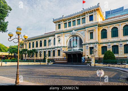 Bureau de poste central, Ho Chi Minh - Saigon, Vietnam, dimanche 10 novembre 2024. Photo : David Rowland / One-Image.com Banque D'Images