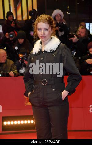 Katharina Stark BEI der Premiere Das Licht und Berlinale Eroeffnung AM 13.02.2025 *** Katharina Stark à la première Das Licht et Berlinale inaugurale le 13 02 2025 Banque D'Images