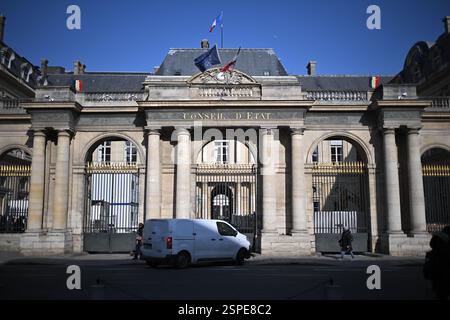 Paris, France. 14 février 2025. Entrée du Conseil d'Etat à Paris, France, le 14 février 2025. Photo par Eliot Blondet/ABACAPRESS. COM Credit : Abaca Press/Alamy Live News Banque D'Images