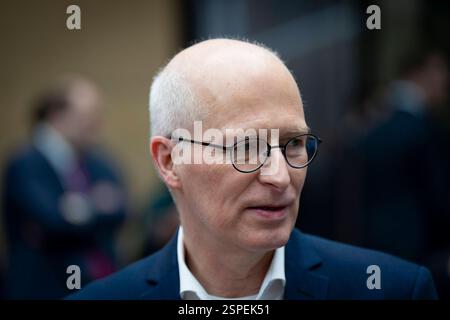 Sitzung, Bundesrat, Erster Bürgermeister Peter Tschentscher Sitzung, Bundesrat, Berlin, Erster Bürgermeister Peter Tschentscher Berlin Berlin GER *** Réunion, Conseil fédéral, première Réunion du maire Peter Tschentscher, Conseil fédéral, Berlin, premier maire Peter Tschentscher Berlin GER Banque D'Images