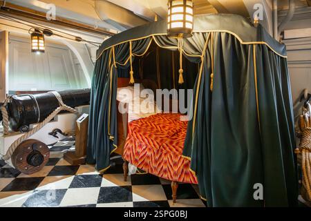 Nelson's Sleeping Cabin, HMS Victory, Portsmouth Historic Dockyard, Royaume-Uni Banque D'Images