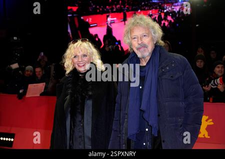 Wolfgang Niedecken mit Ehefrau Tina Golemiewski BEI der Premiere des Kinofilms 'Like A Complete Unknown' auf der Berlinale 2025 / 75. Internationale Filmfestspiele Berlin im Berlinale Palast. Berlin, 14.02.2025 Banque D'Images