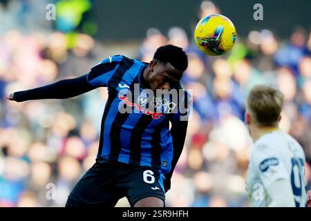 Bergame, Italie. 15 février 2025. Ibrahim Sulemana d'Atalanta lors du match de Serie A entre Atalanta et Cagliari au stade Gewiss de Bergame, Italie du Nord -, samedi 15 février 2025 . Sport - Soccer . (Photo de Spada/LaPresse) crédit : LaPresse/Alamy Live News Banque D'Images