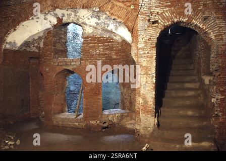 Vue intérieure du manoir bunga Ramgarhia du XVIIIe siècle survivant situé à Sri Harmandir Sahib ou complexe du temple d'or, Amritsar, Punjab, Inde, Banque D'Images