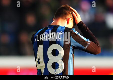 Bergame, Italie. 15 février 2025. Vanja Vlahovic d'Atalanta lors du match de Serie A entre Atalanta et Cagliari au stade Gewiss de Bergame, Italie du Nord -, samedi 15 février 2025 . Sport - Soccer . (Photo de Spada/LaPresse) crédit : LaPresse/Alamy Live News Banque D'Images