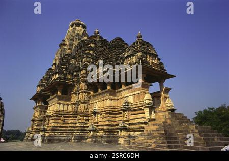 Groupe occidental du temple de Vishwanath, Khajuraho, Madhya Pradesh, Inde, Asie Banque D'Images