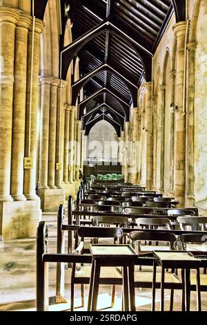 Intérieur de l'église de l'Afghanistan, Colaba, Mumbai, Maharashtra, Inde, Asie Banque D'Images