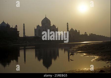 Septième Merveille Du Monde Taj Mahal, Agra, Uttar Pradesh, Inde, Asie Banque D'Images
