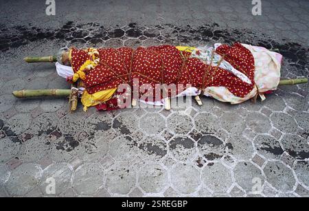 Cadavre hindou au crématorium, Bombay Mumbai, Maharashtra, Inde, Asie Banque D'Images