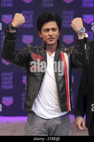 L'acteur de Bollywood Shahrukh Khan, ambassadeur de marque Tag Heuer lance n'a pas craquer sous la pression de Mumbai initiative Banque D'Images