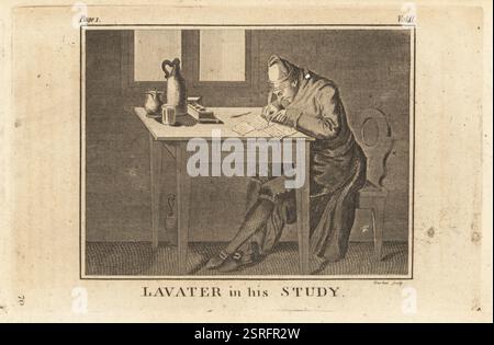 Le révérend Johann Kaspar Lavater dans son étude. Le physionomiste suisse écrit une lettre avec un stylo plume à un bureau avec un puits d'encre, une urne à eau et du verre, à côté d'une fenêtre. Gravure sur cuivre de John Barlow de l’ouvrage The Whole Works of Lavater de John Grenville sur Physiognomy, W. Butters, W. Simmonds, Londres, 1797. Banque D'Images