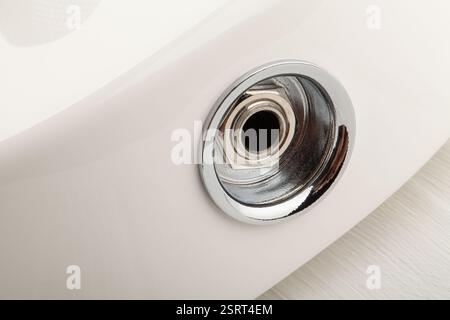 prise de sortie de guitare électrique sur fond de bois Banque D'Images