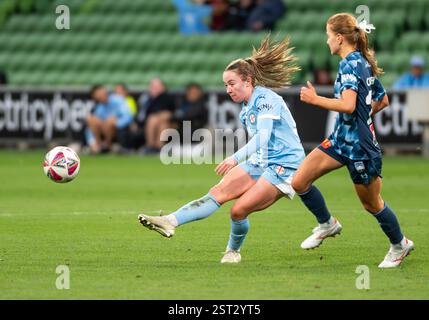 Melbourne, Australie. 15 février 2025. Laura Hughes, de Melbourne City, vue en action lors du match féminin des ligues A entre le Melbourne City FC et le Sydney FC à AAMI Park. Score final : Melbourne City FC 2 - 1 Sydney FC crédit : SOPA images Limited/Alamy Live News Banque D'Images