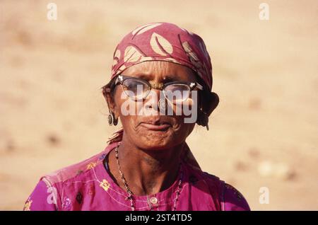 Portrait de vieille femme, Kutch, Gujarat, Inde, Asie Banque D'Images
