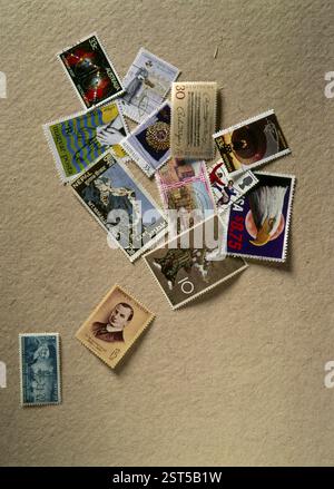 Concept Philateli vieux timbre de la poste indienne et étrangère Banque D'Images