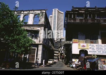 Bourse de Bombay (BSE) entre vieux bâtiment, Bombay Mumbai, Maharashtra, Inde, Asie Banque D'Images