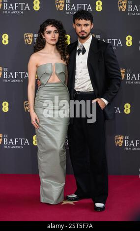 Londres, Royaume-Uni. 16 février 2025. Asha Banks et Matthew Broome arrivant aux EE BAFTA film Awards 2025, au Royal Festival Hall. Crédit : Doug Peters Banque D'Images